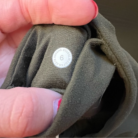 Lululemon Align Joggers Army Green Women’s 6 - Picture 10 of 13